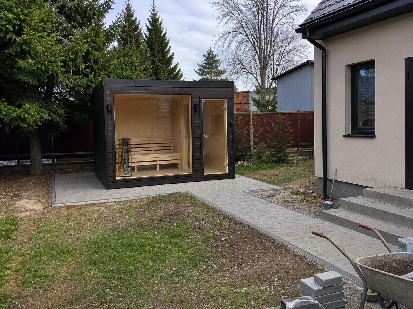 Realizacja: sauna ogrodowa z przedsionkiem Olaya 5